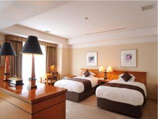 โรงแรม ฮิโรชิมา แอร์พอร์ต โฮเต็ล 3*